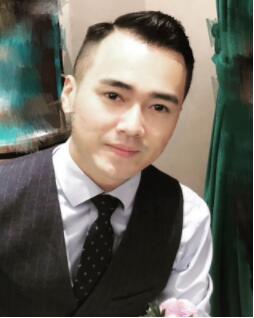 主案設計朱 松照片